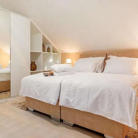 Tatil Evi Petrus *