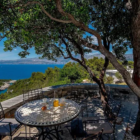 Tatil Evi Petrus *