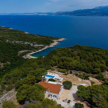 Petrus * Pučišća